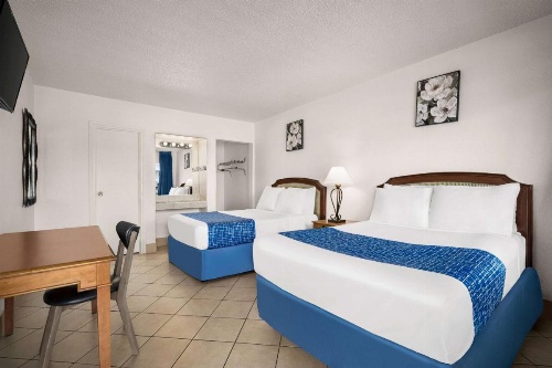 Travelodge by Wyndham Las Vegas image 19